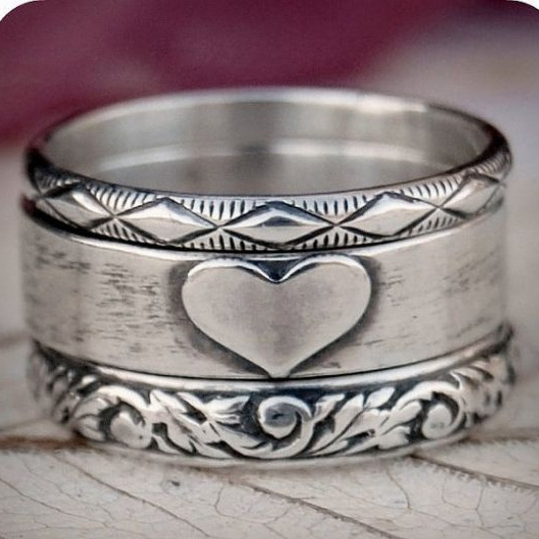 Anillo Corazón en Plata Vintage