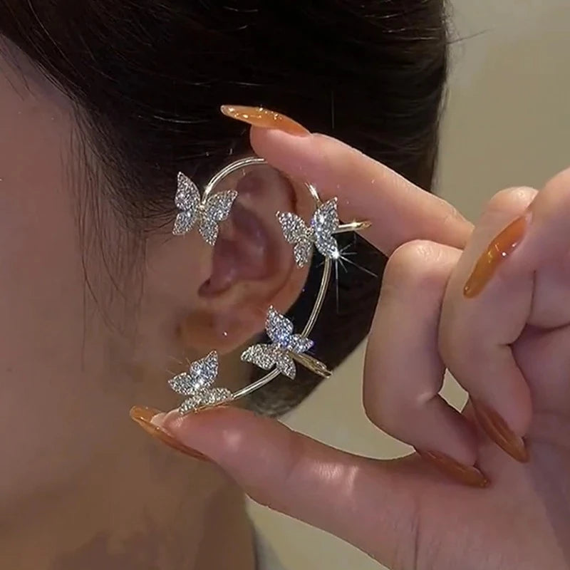 Pendientes Estilo Clip de Mariposas Brillantes en Plata