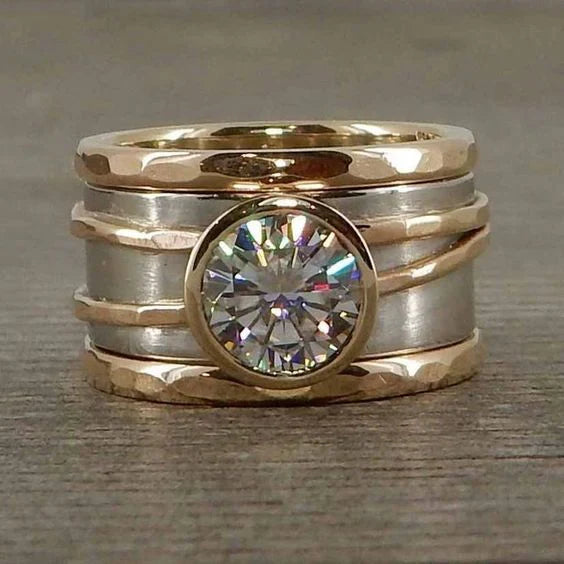 Anillo Cristal Incrustado Brillante en Oro y Plata