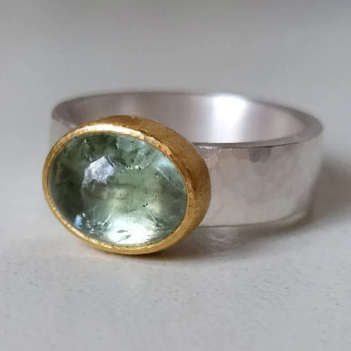 Anillo Piedra Verde en Oro y Plata Vintage