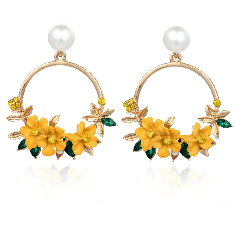 Pendientes de Flores y Perlas en Oro