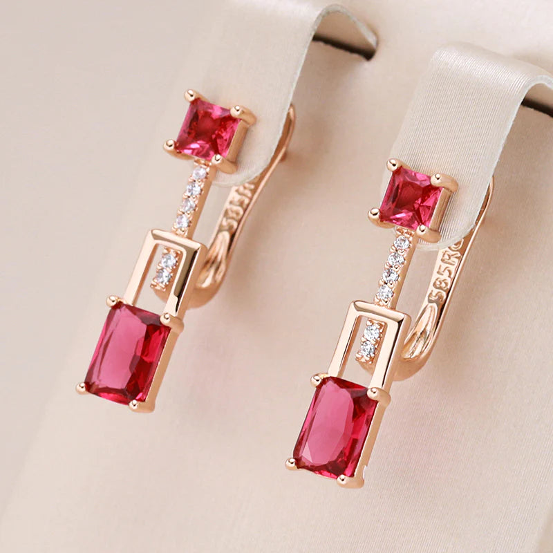 Pendientes Elegantes Cúbicos con Cristal Rojo